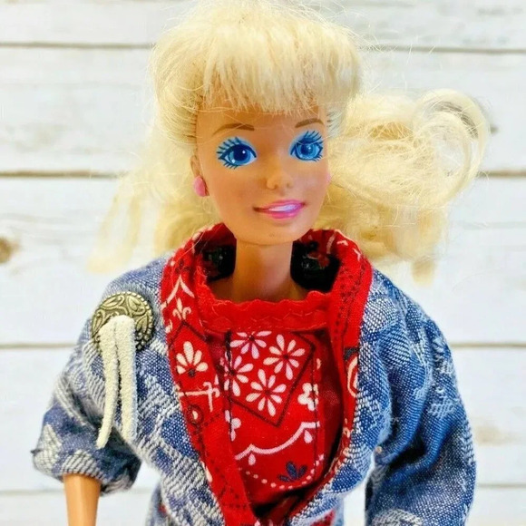 MATTEL BARBIE Doll Blonde Hair Blue Eyes 3 Piece Outfit 12" Tall Used - Picture 2 of 10